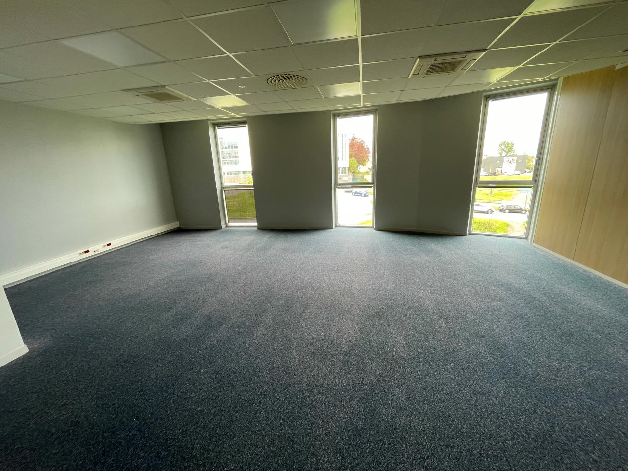 Bureau Rennes 1246m² Location bureau Rennes Ille-et-Vilaine OLBUR2316654 4